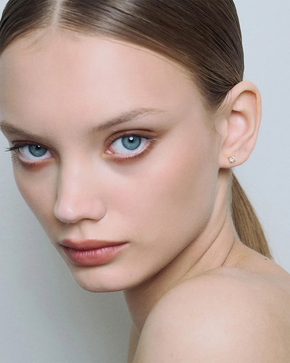 Studs Earrings 4 mm Silver | Accessories | Smuk