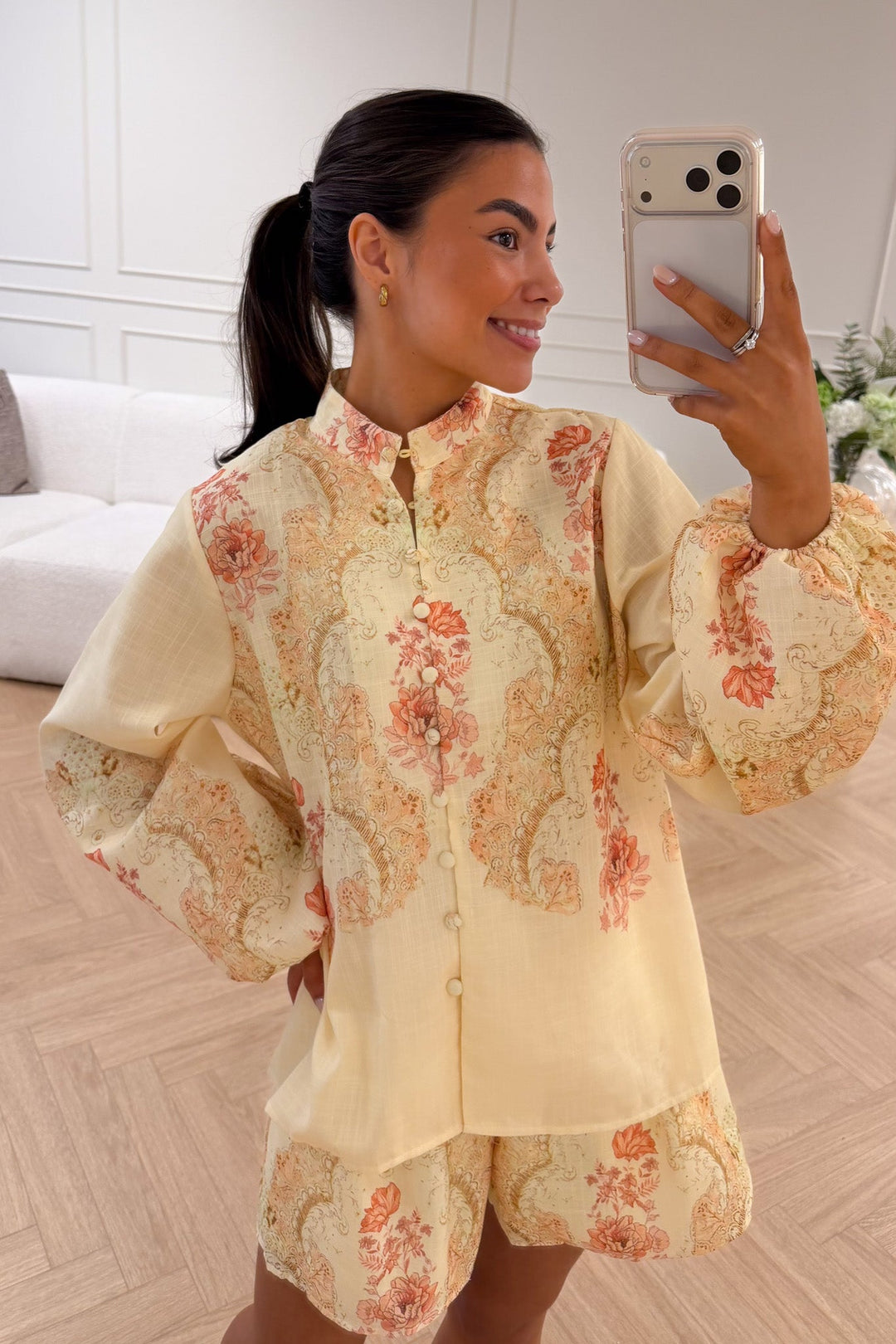 Summer Blouse Yellow Paisley | Skjorter og bluser | Smuk