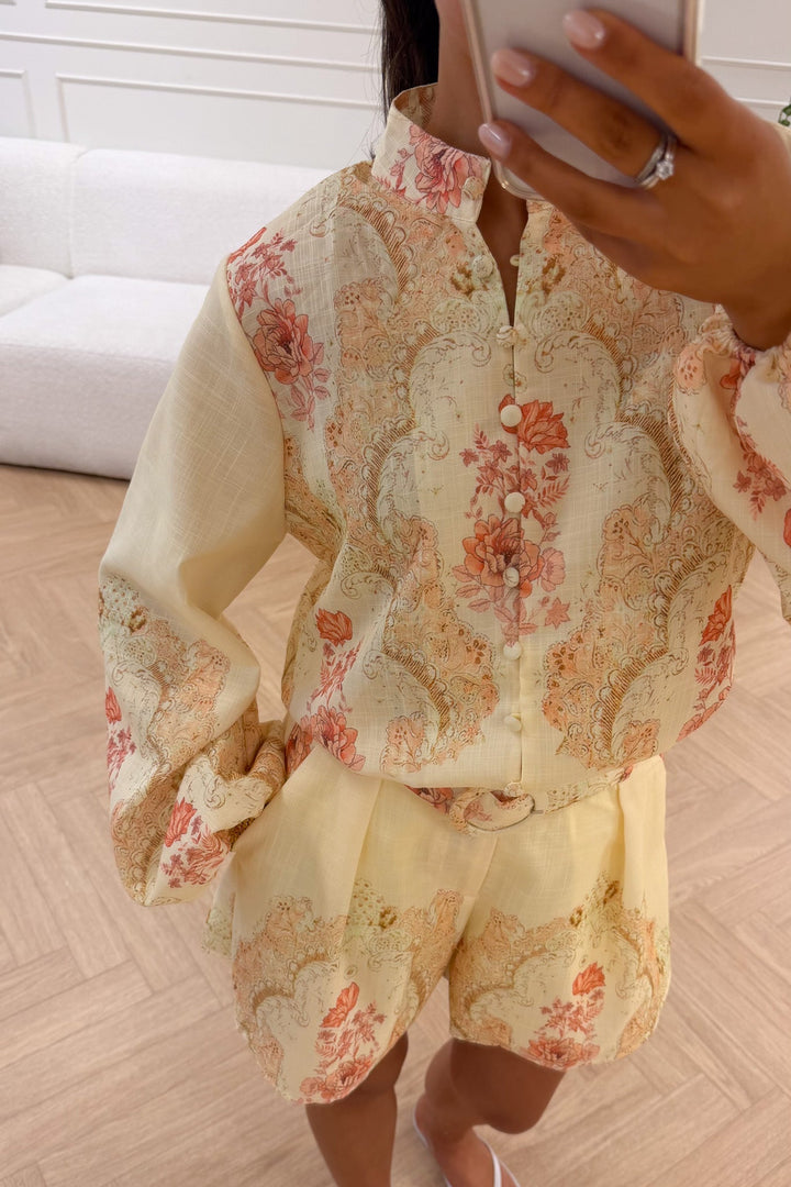 Summer Blouse Yellow Paisley | Skjorter og bluser | Smuk