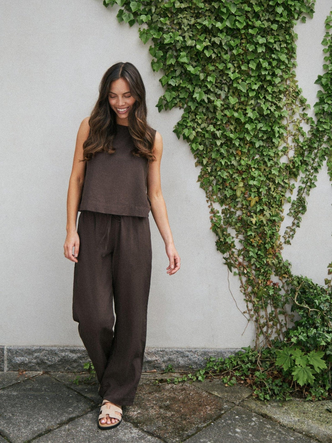 Svetlana Linen Top Dark Brown | Topper | Smuk