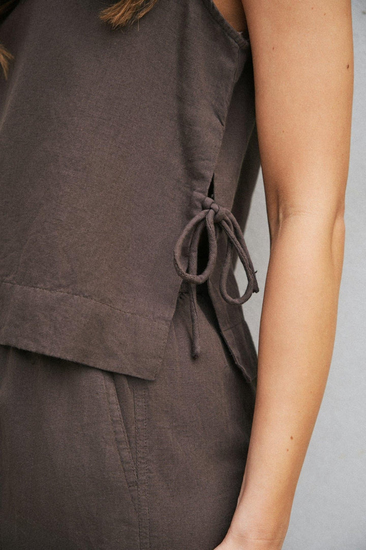 Svetlana Linen Top Dark Brown | Topper | Smuk