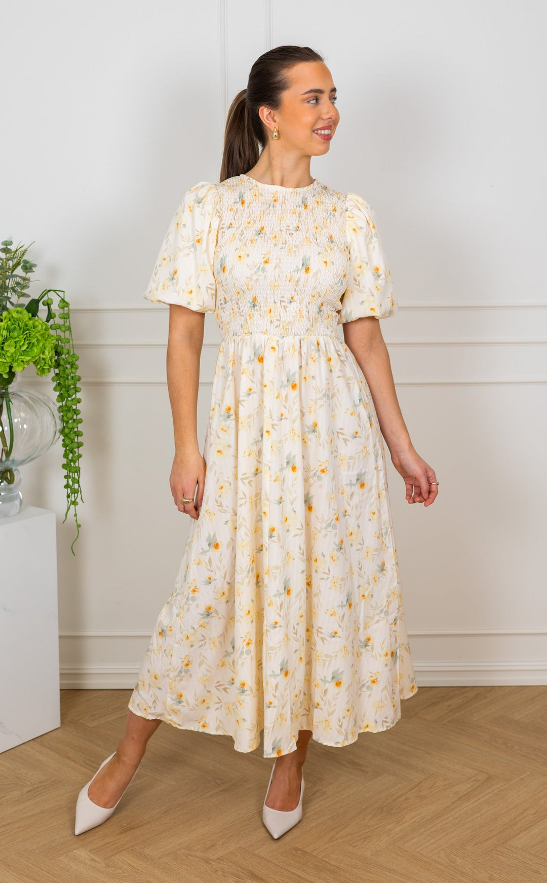 Tabita Dress Sand/Yellow | Kjoler | Smuk