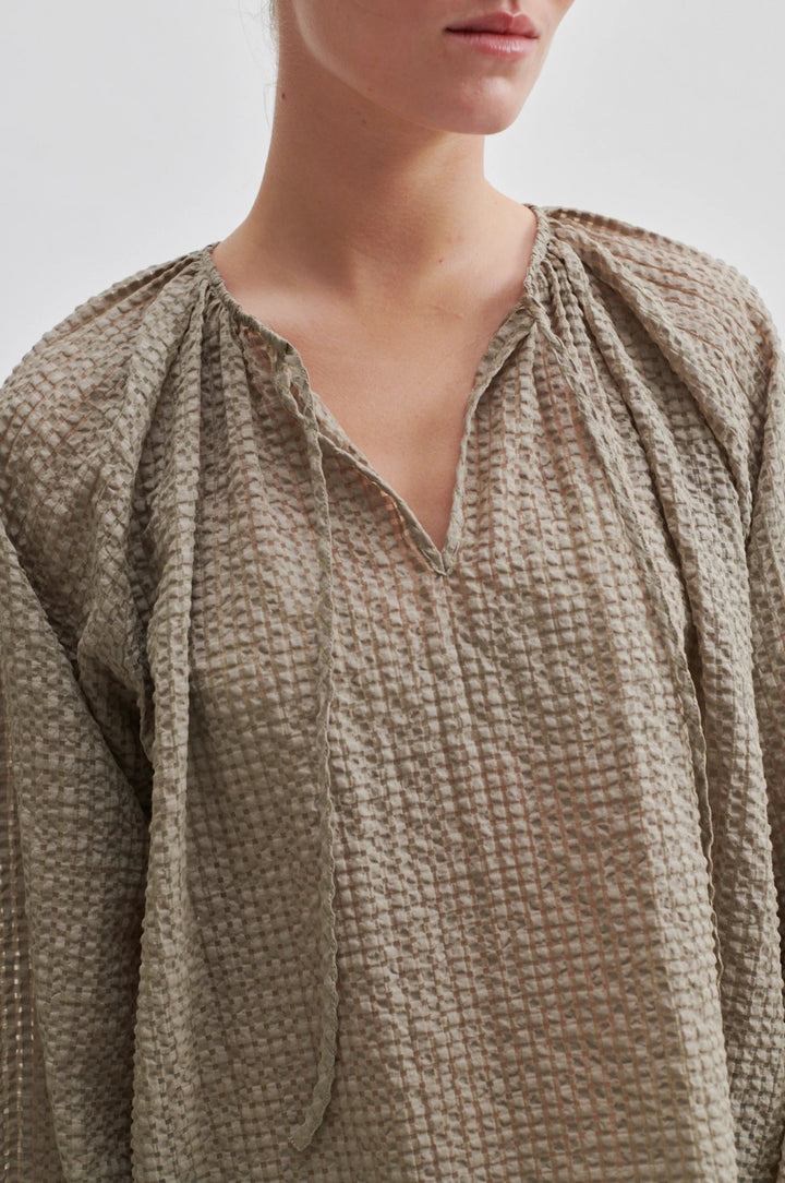 Tascha Blouse Vintage Khaki | Skjorter og bluser | Smuk - Dameklær på nett