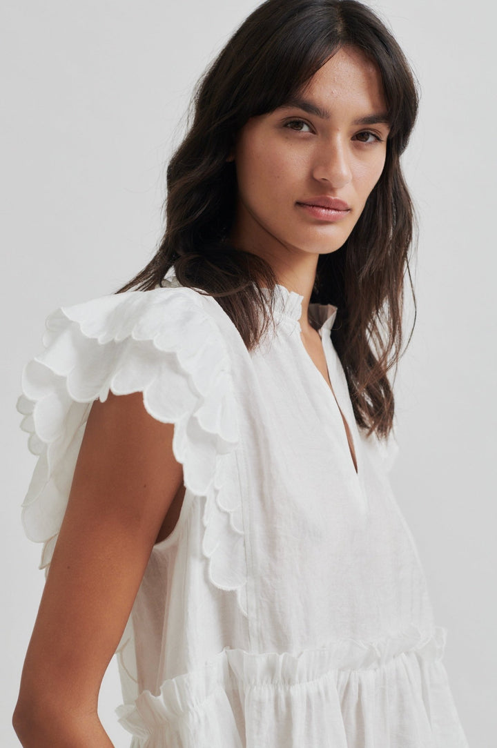 Terra Frill Top White Alyssum | Topper | Smuk - Dameklær på nett