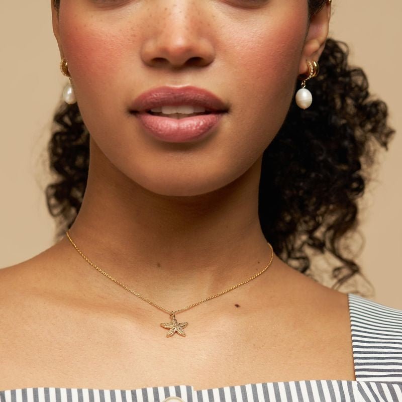 Textured Starfish Necklace Pale Gold | Accessories | Smuk