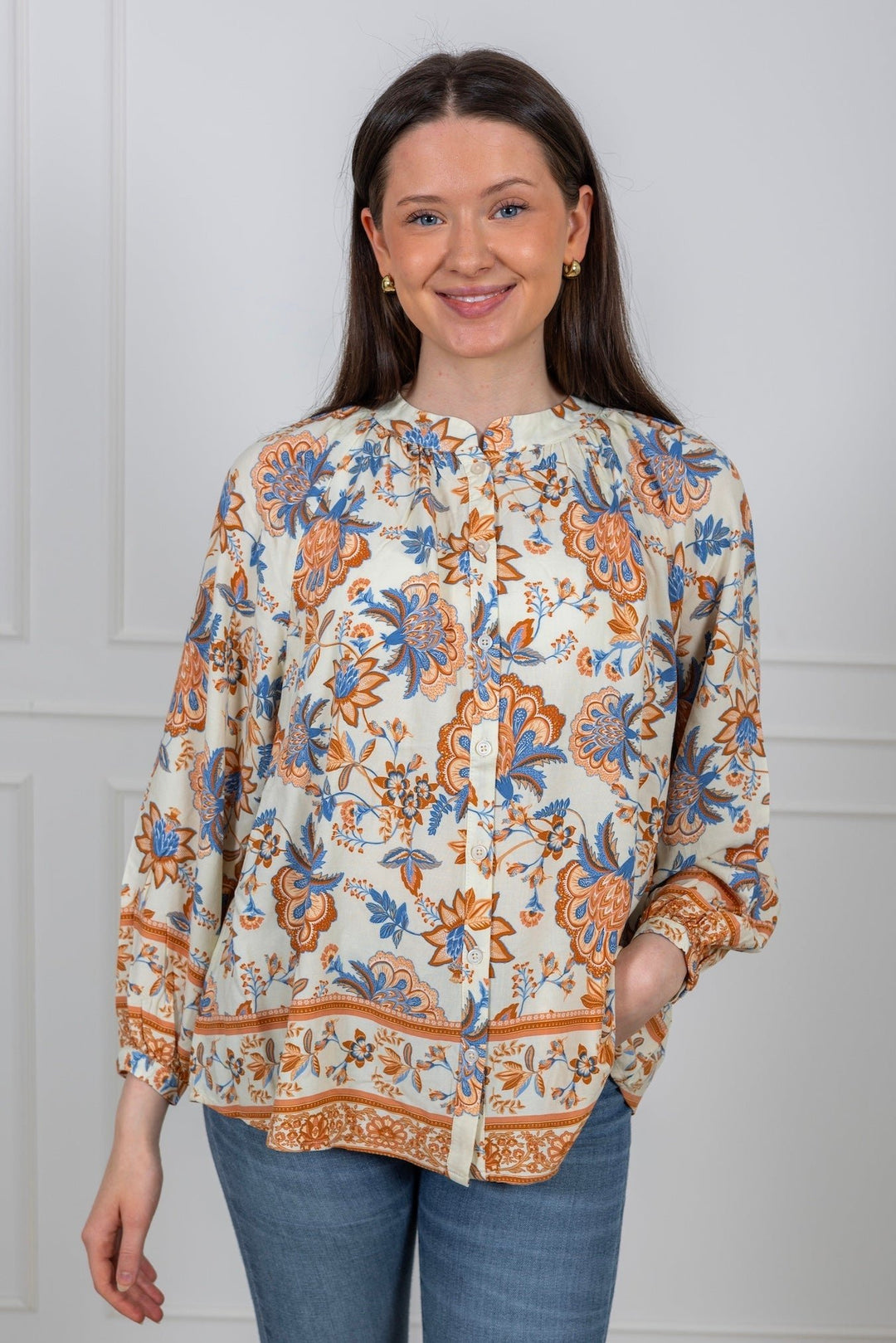 Thea Blouse Shaded Blue | Skjorter og bluser | Smuk - Dameklær på nett