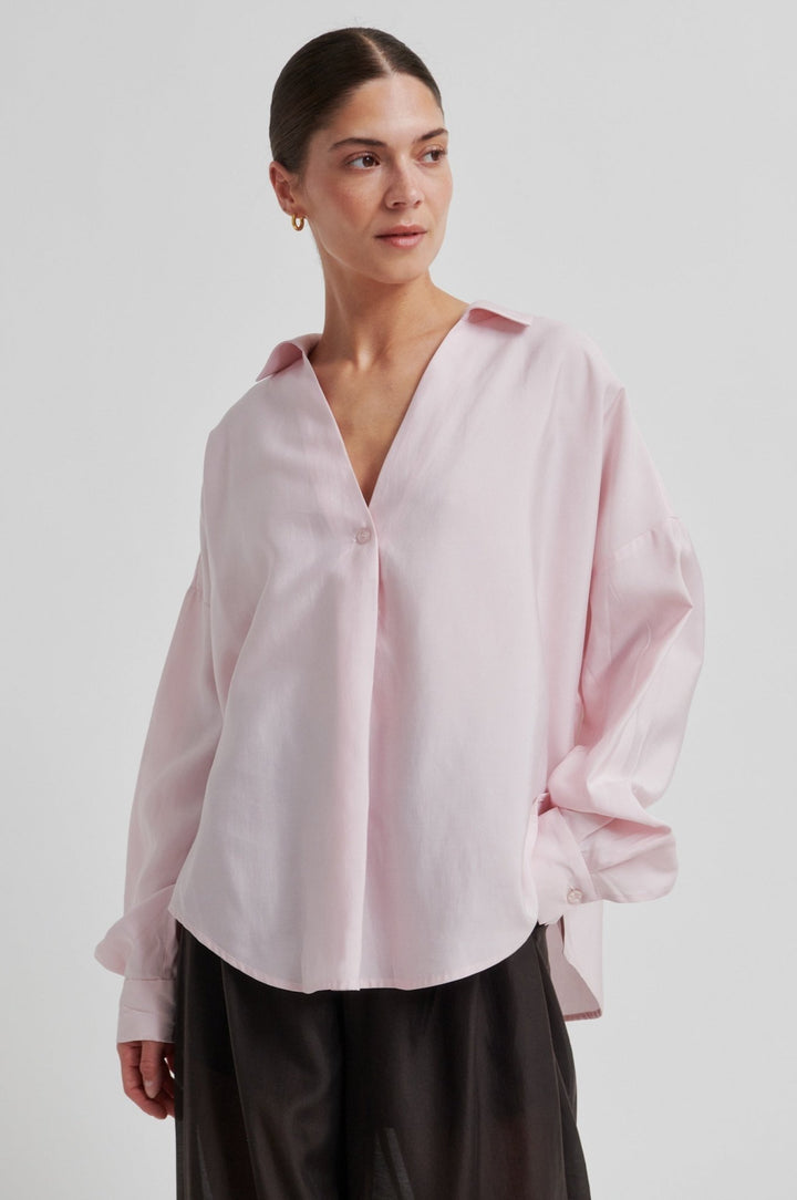 Timeline Blouse Pale Lilac | Skjorter og bluser | Smuk