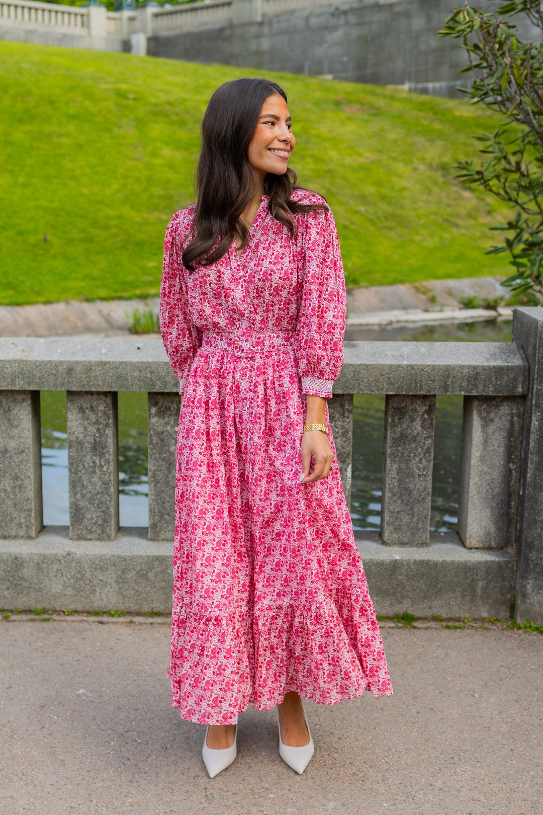 Twisted Midi Dress Wildflowers | Kjoler | Smuk