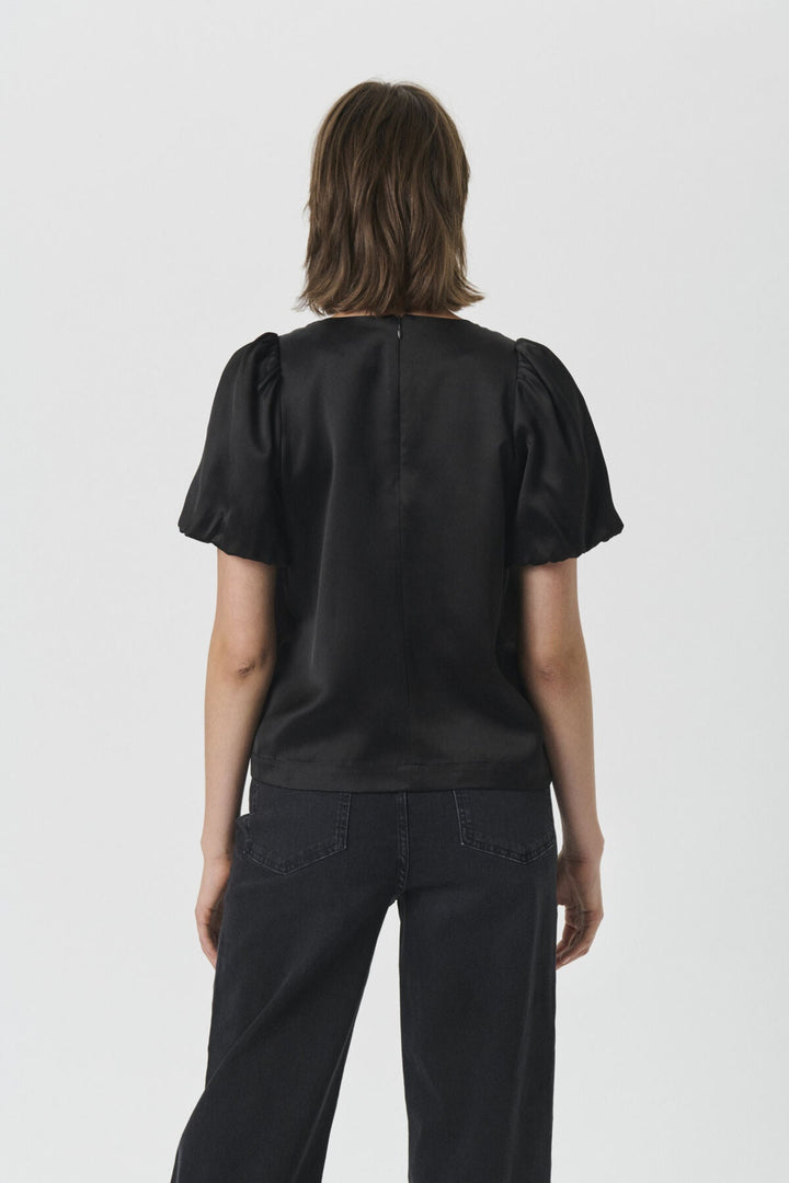Uria Blouse Black | Skjorter og bluser | Smuk - Dameklær på nett