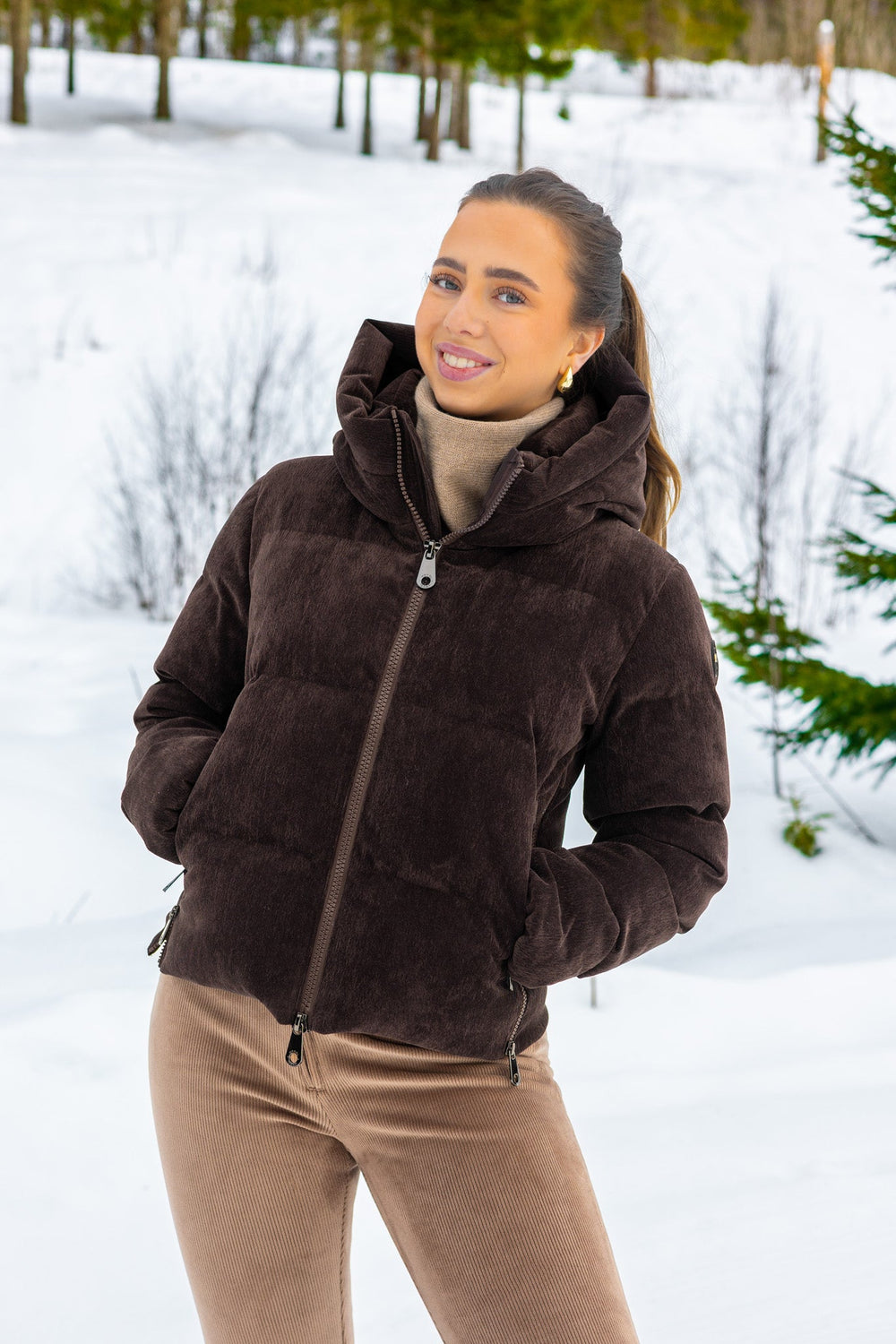 Val Cenis Short Cord Dark Brown | Yttertøy | Smuk