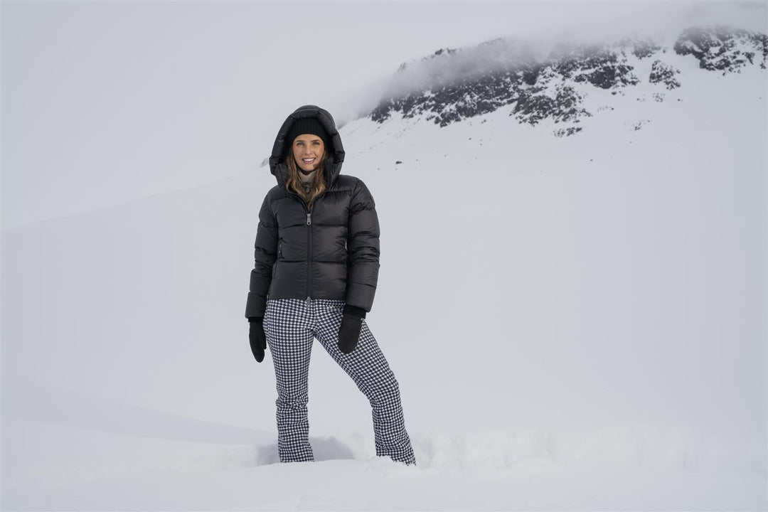 Val Cenis Short Jacket Black | Yttertøy | Smuk