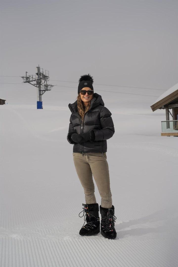 Val Cenis Short Jacket Black | Yttertøy | Smuk
