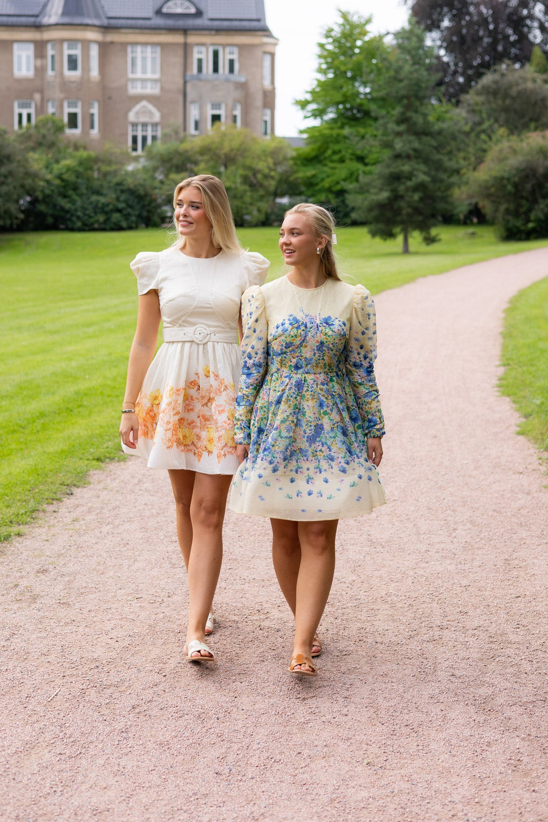 Vanna Pouf Sleeve Mini Dress Cream Peony | Kjoler | Smuk - Dameklær på nett