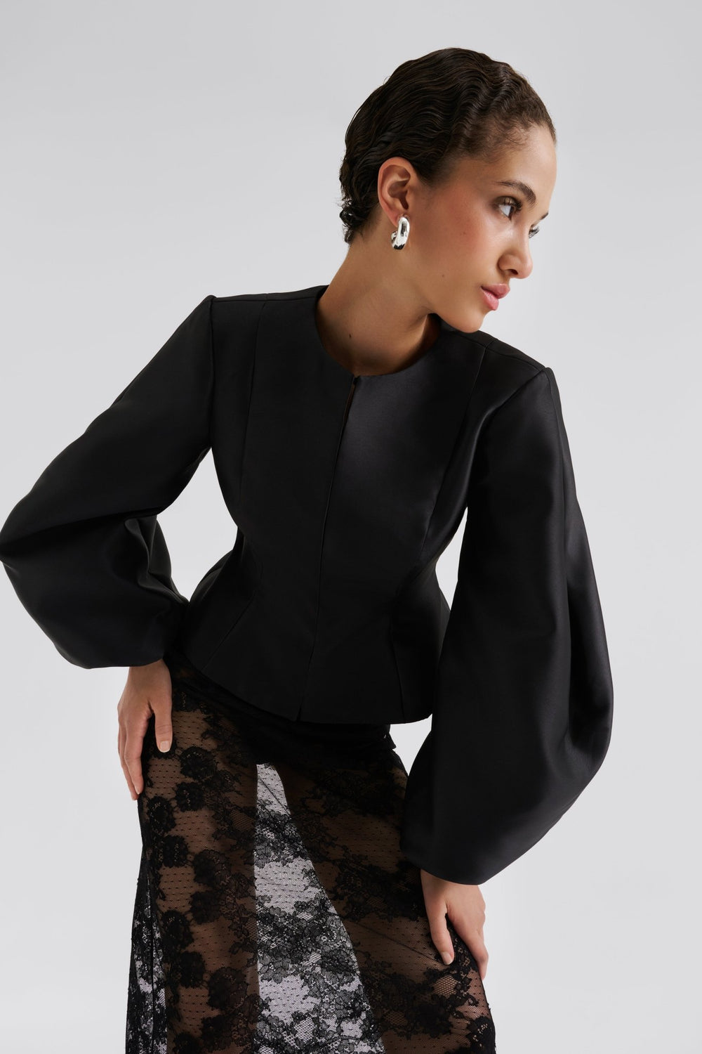 Vendela Balloon Sleeve Blouse Black | Skjorter og bluser | Smuk - Dameklær på nett