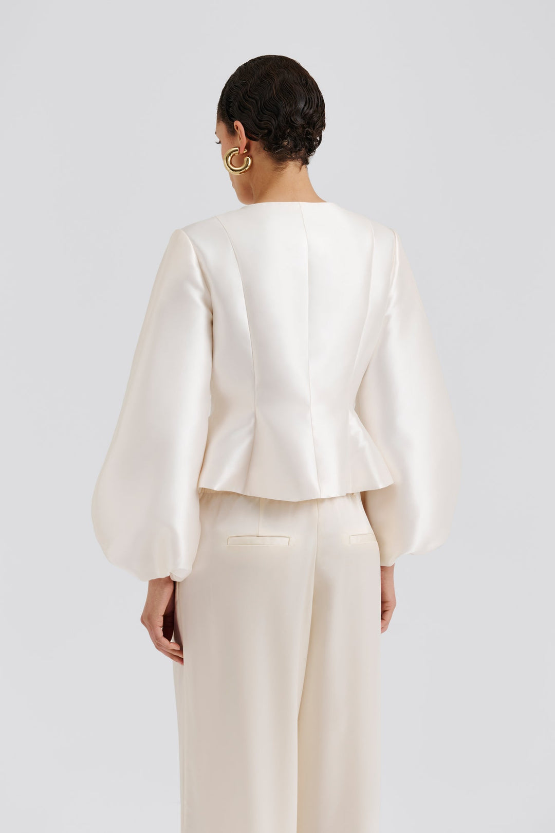 Vendela Balloon Sleeve Blouse Ivory | Skjorter og bluser | Smuk - Dameklær på nett