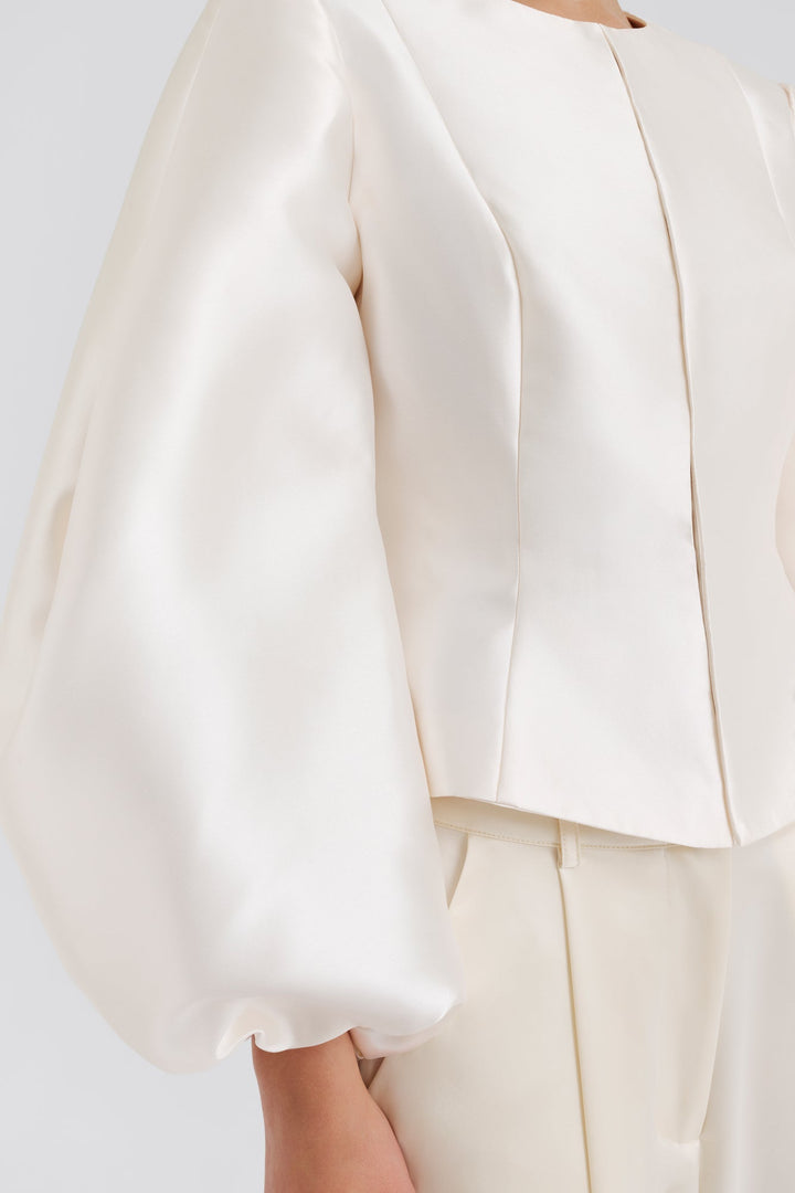 Vendela Balloon Sleeve Blouse Ivory | Skjorter og bluser | Smuk - Dameklær på nett