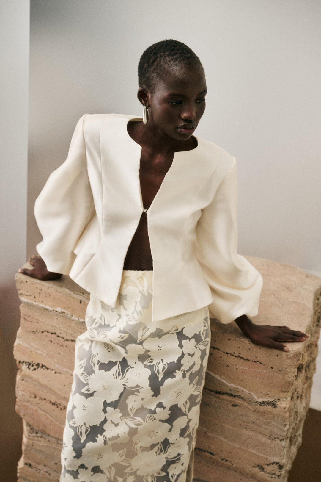 Vendela Balloon Sleeve Blouse Ivory | Skjorter og bluser | Smuk - Dameklær på nett