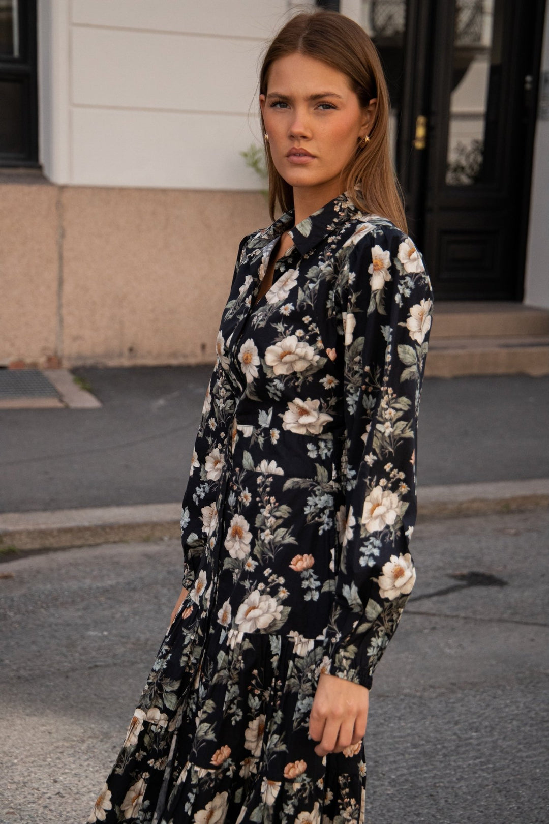 Vicky Midi Dress Antique Black Poplin | Kjoler | Smuk - Dameklær på nett
