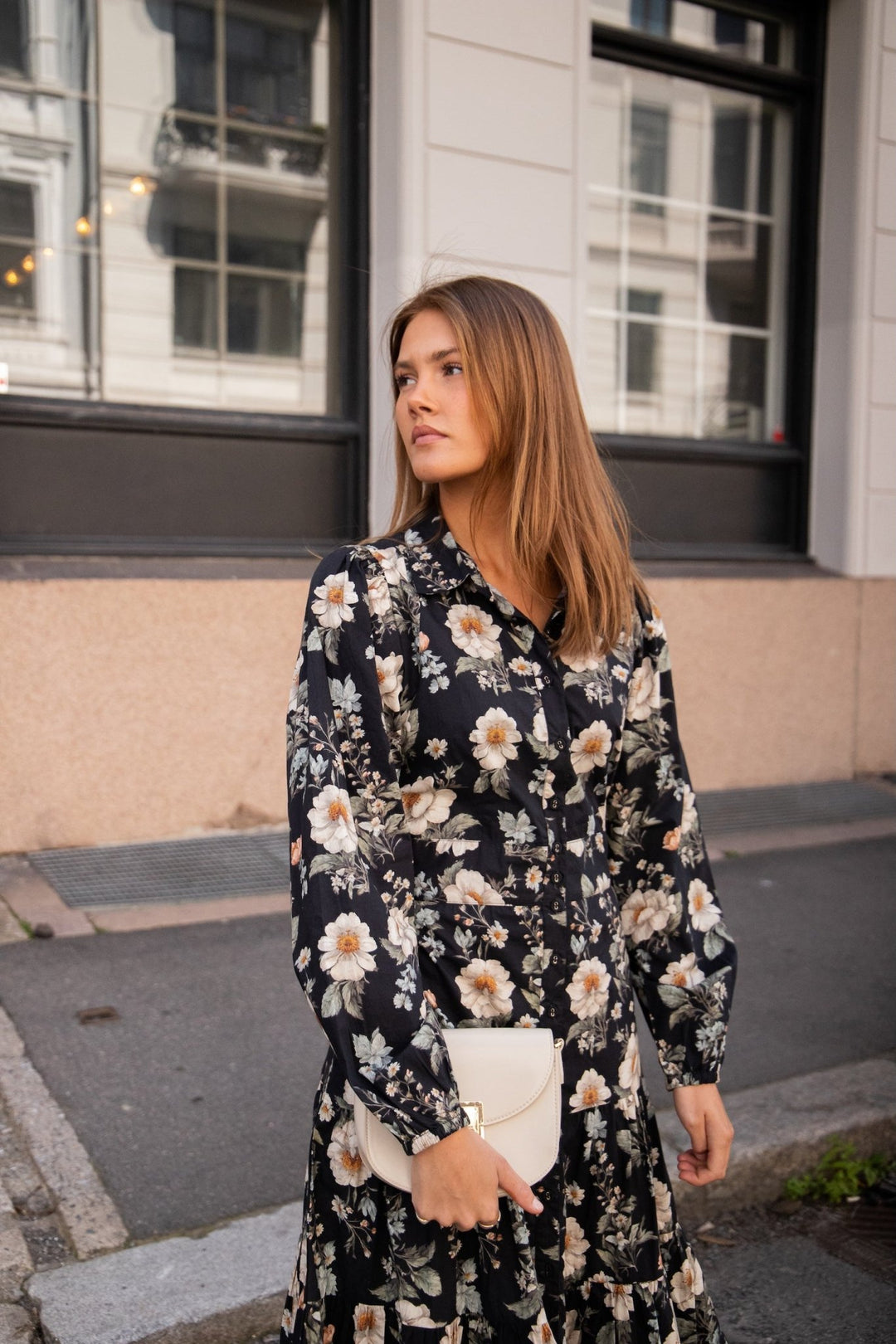 Vicky Midi Dress Antique Black Poplin | Kjoler | Smuk - Dameklær på nett