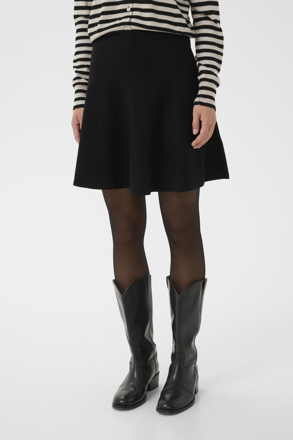Vikes Skirt Black | Skjørt | Smuk - Dameklær på nett