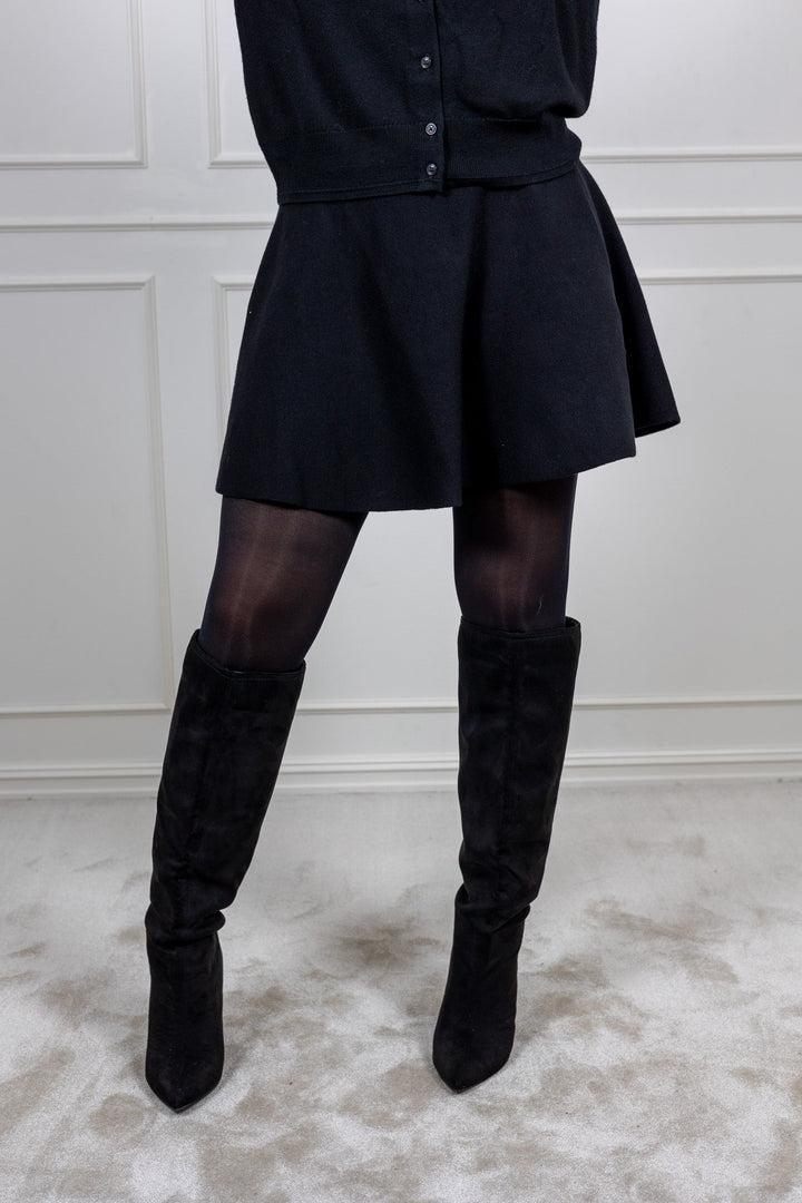 Vikes Skirt Black | Skjørt | Smuk - Dameklær på nett