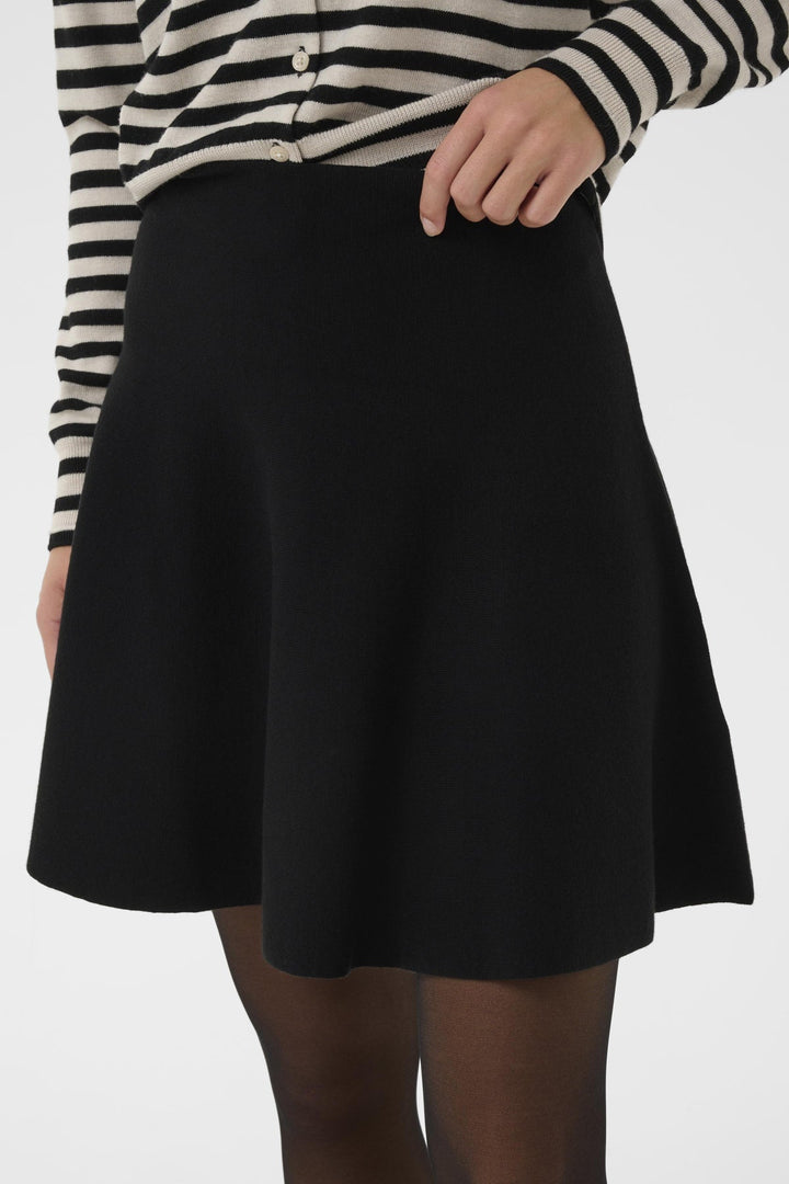 Vikes Skirt Black | Skjørt | Smuk - Dameklær på nett