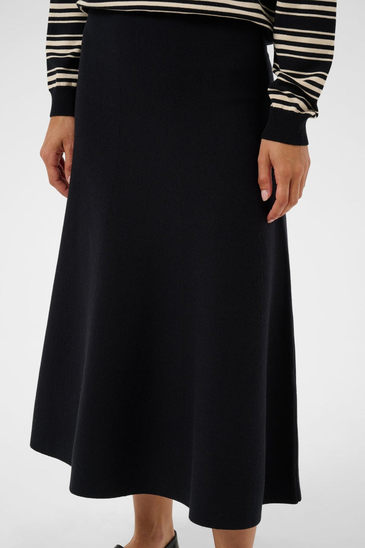 Vikesa Skirt Black | Skjørt | Smuk