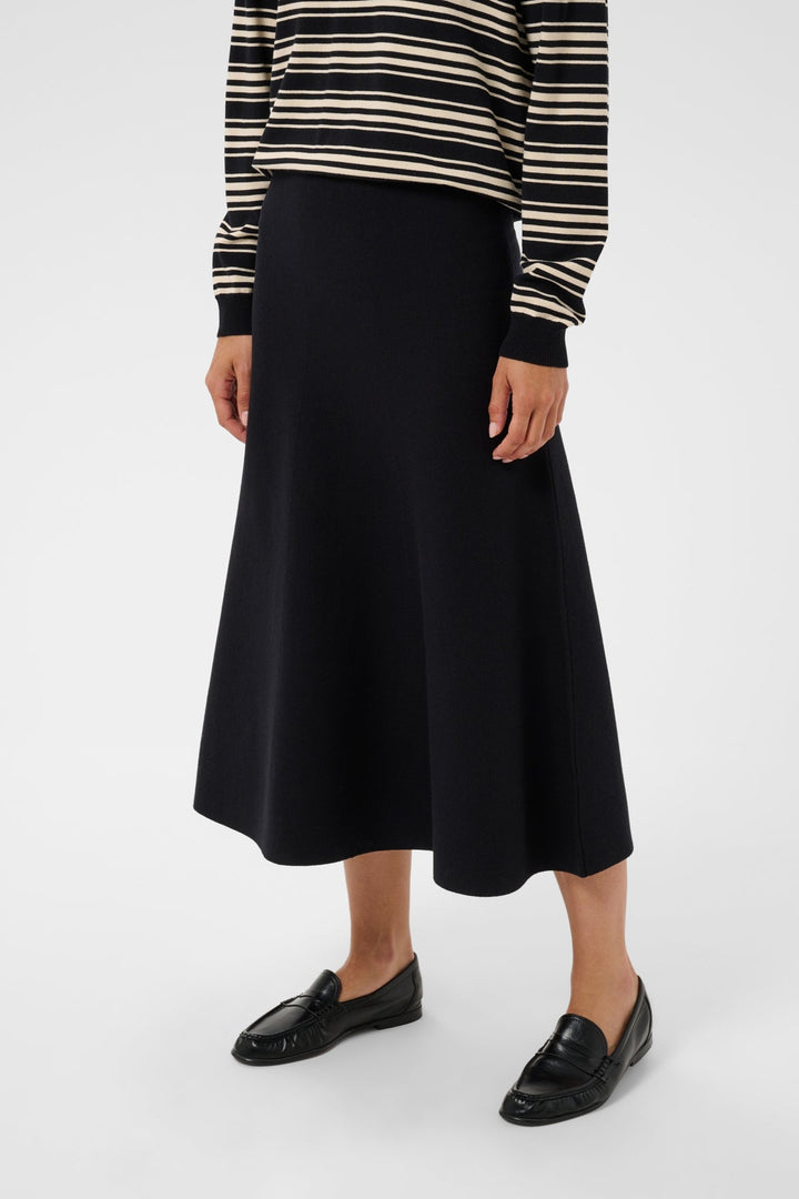 Vikesa Skirt Black | Skjørt | Smuk