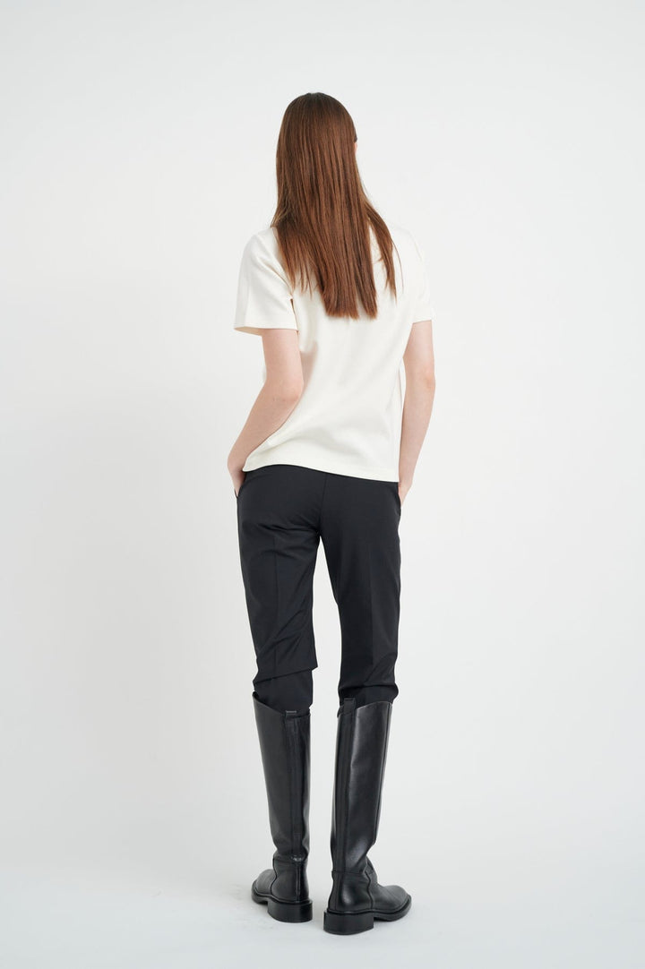 Vincentiw Karmen T-Shirt Whisper White | Topper | Smuk - Dameklær på nett