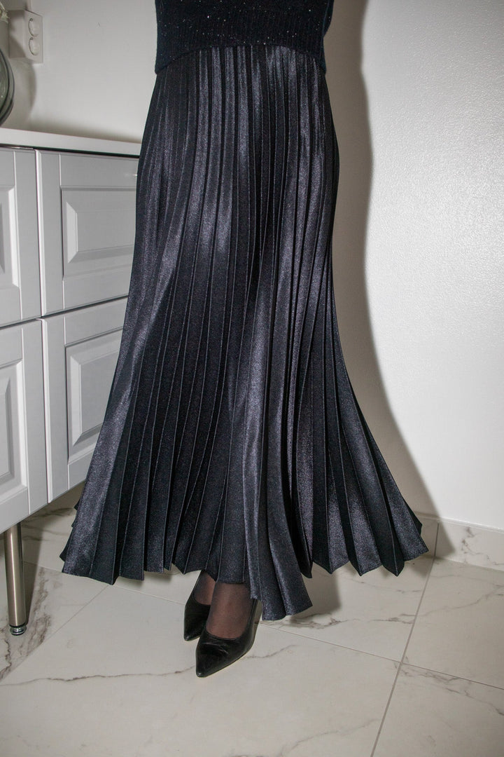 Violetta Skirt Dark Navy | Skjørt | Smuk