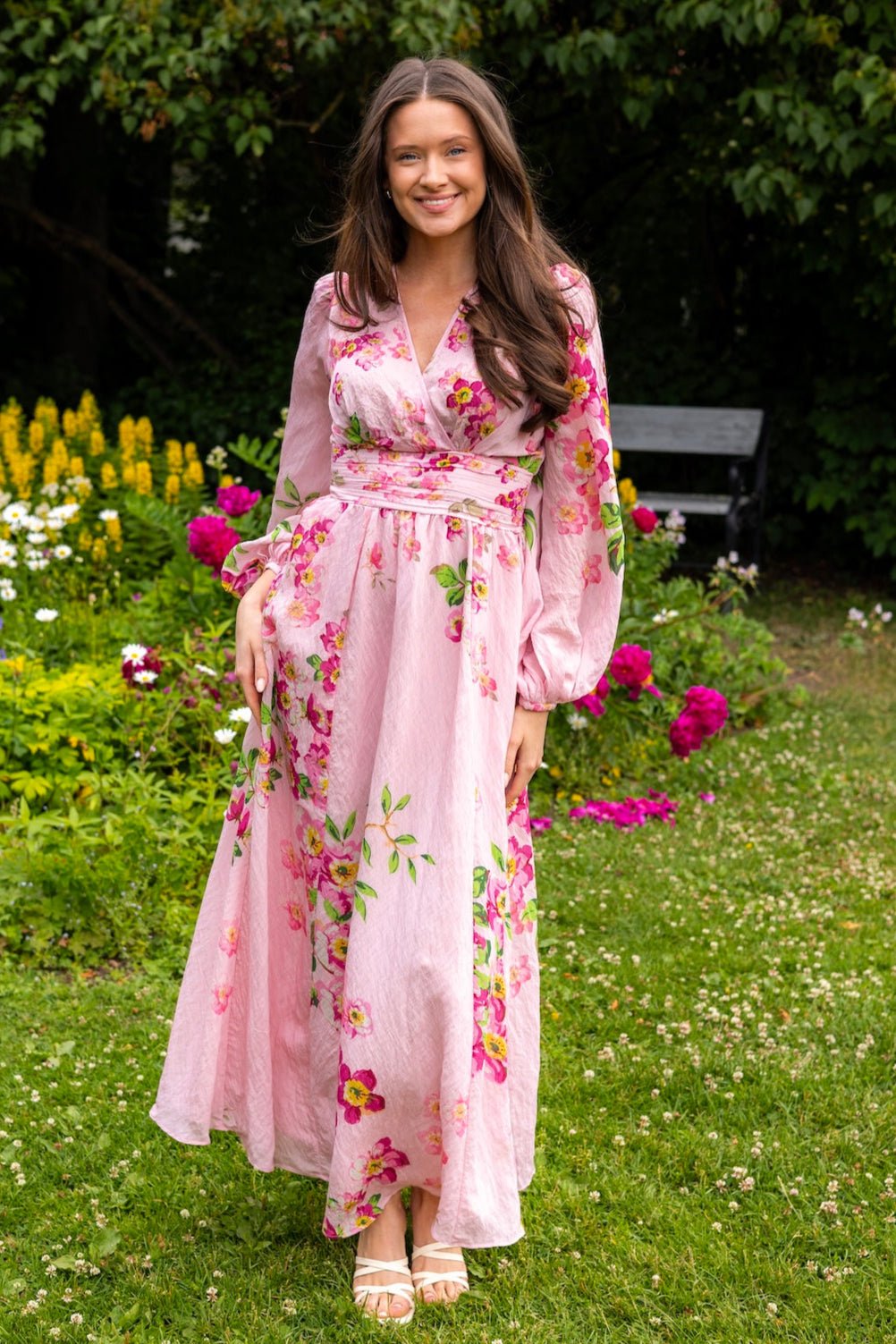 Viscose V - Neck Dress Cherry Blossom | Kjoler | Smuk - Dameklær på nett
