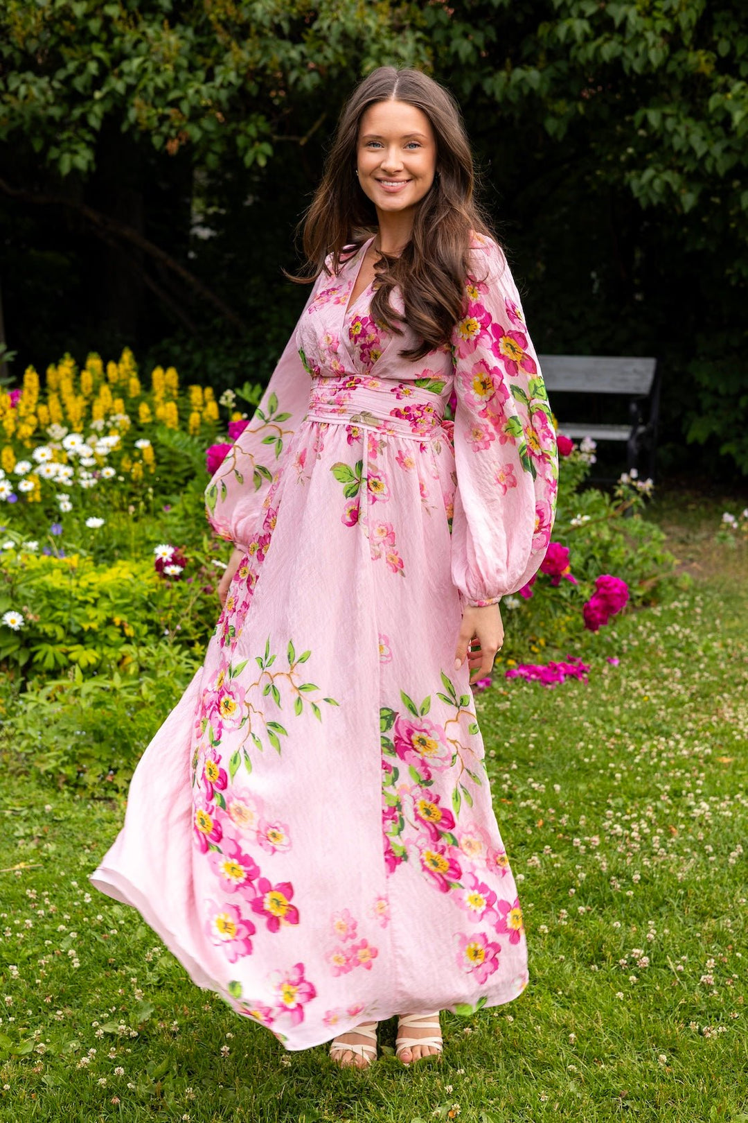 Viscose V - Neck Dress Cherry Blossom | Kjoler | Smuk - Dameklær på nett
