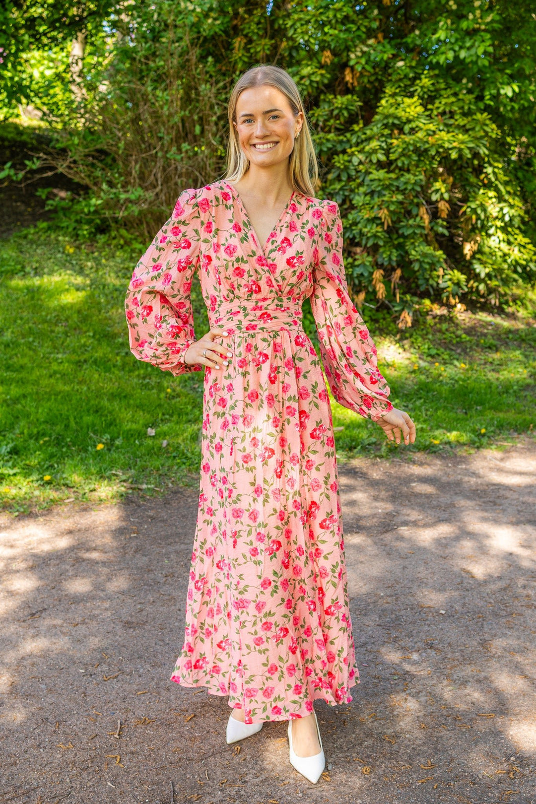 Viscose V - Neck Dress Elora | Kjoler | Smuk