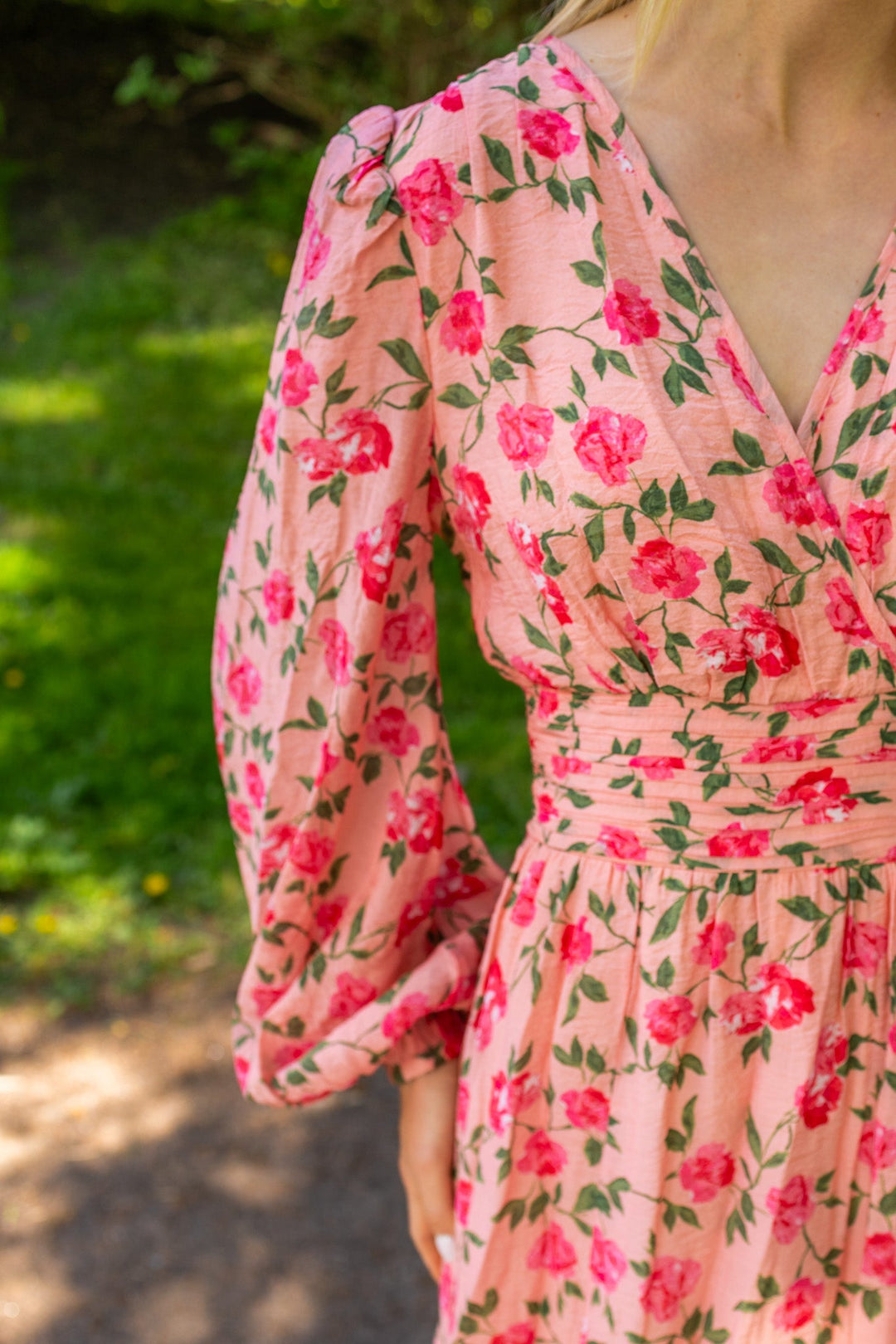 Viscose V - Neck Dress Elora | Kjoler | Smuk