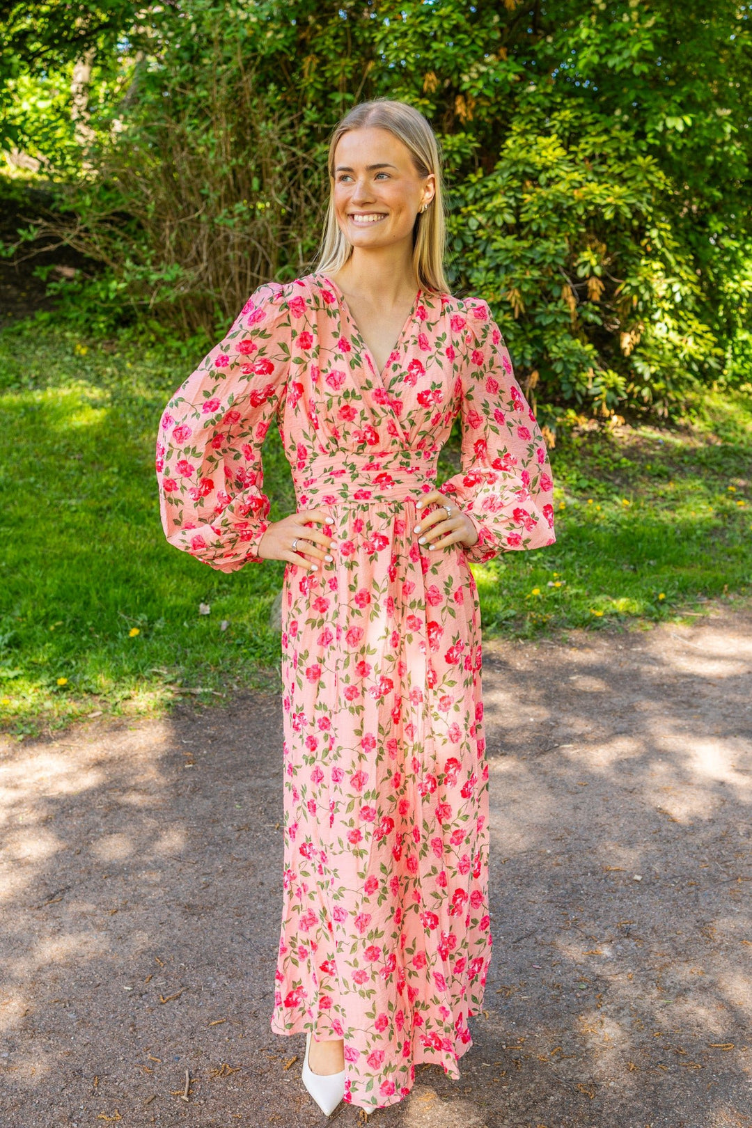 Viscose V - Neck Dress Elora | Kjoler | Smuk