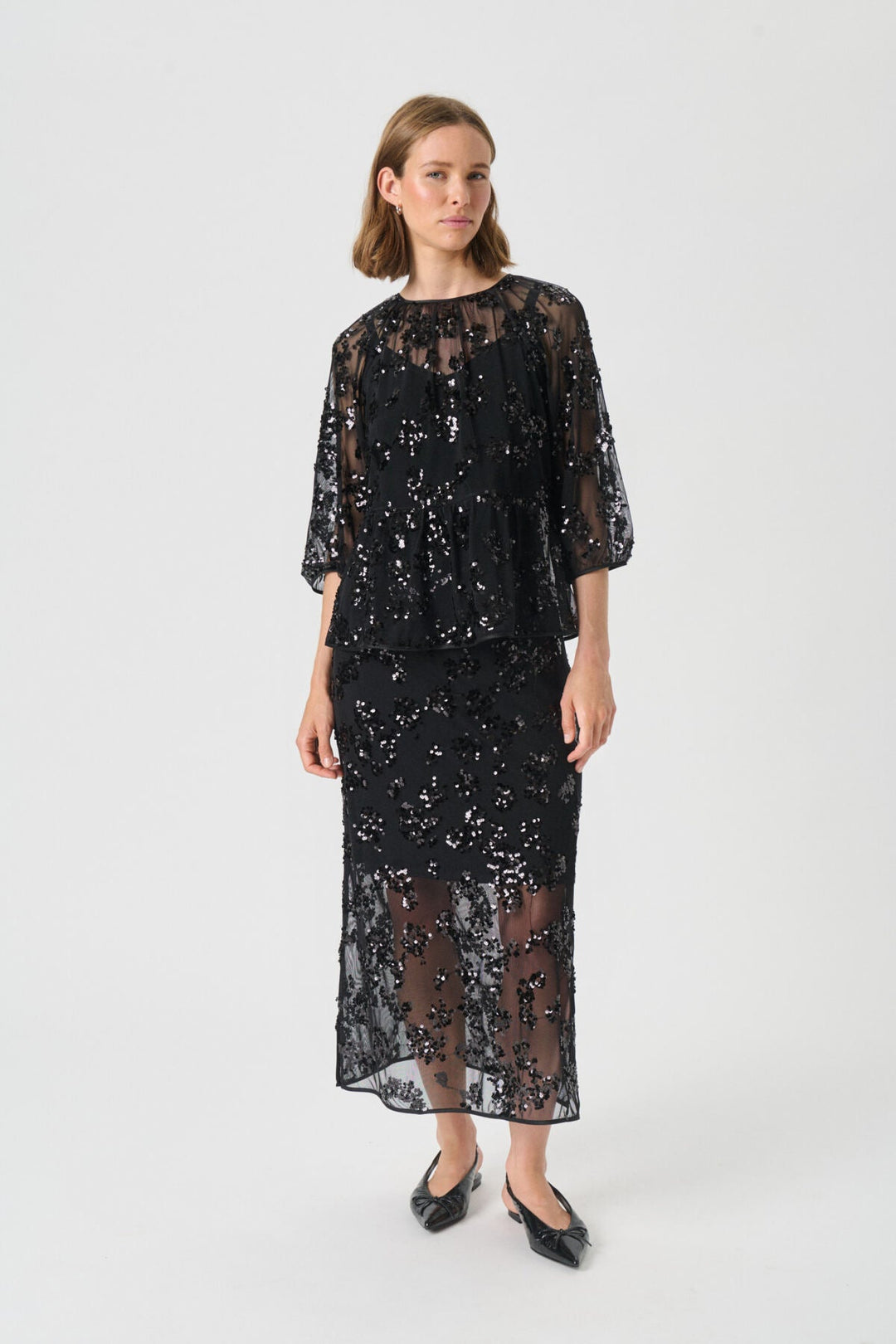Vivika Skirt Black Sequins On Mesh | Skjørt | Smuk - Dameklær på nett