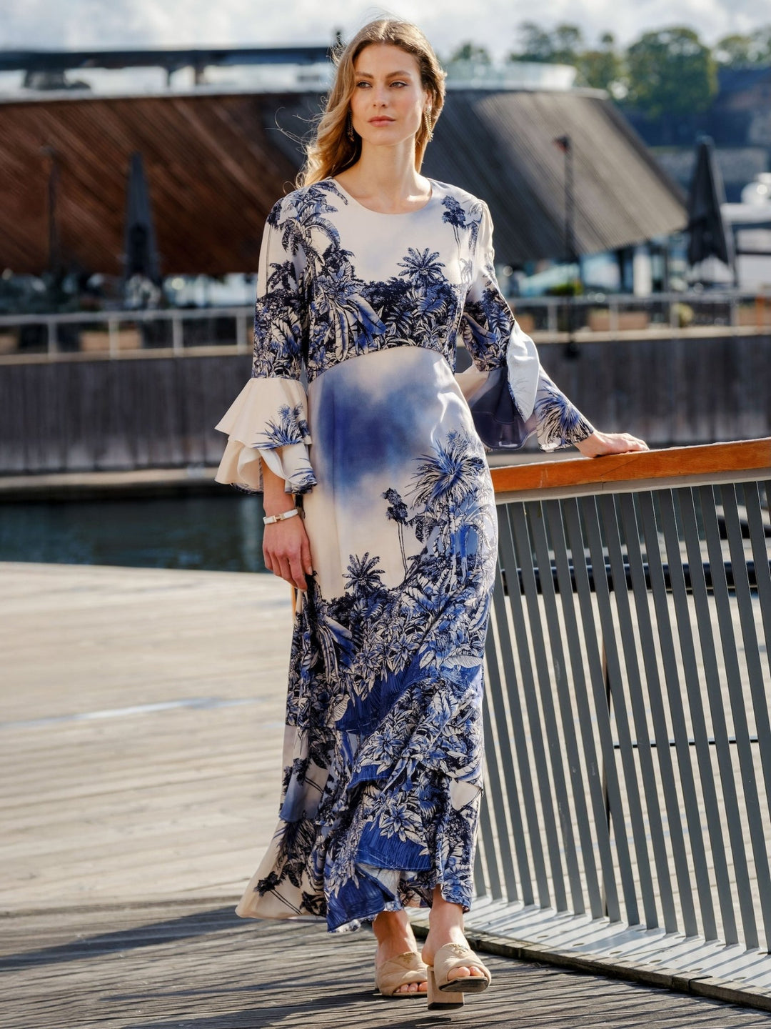 Waikiki Dress Shaded Blue | Kjoler | Smuk