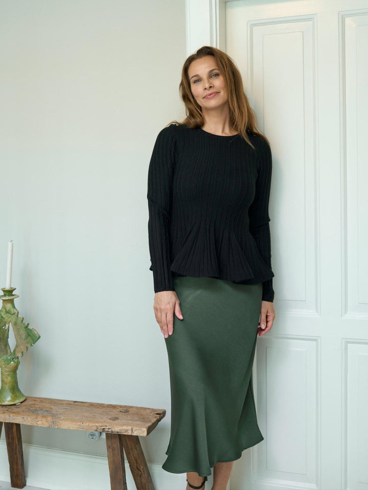 Wallina Peplum Knit Blouse Black | Genser | Smuk