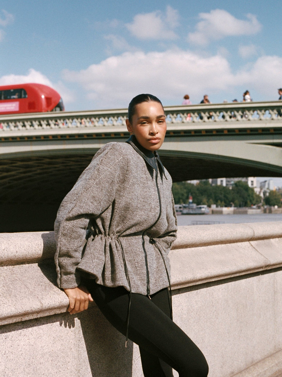 Windsor Cropped Jacket Beige | Yttertøy | Smuk