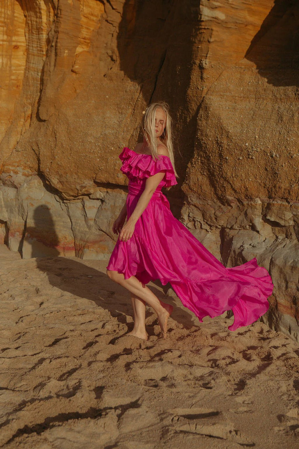 Wow Seniorita Frill Dress Hot Pink | Kjoler | Smuk - Dameklær på nett