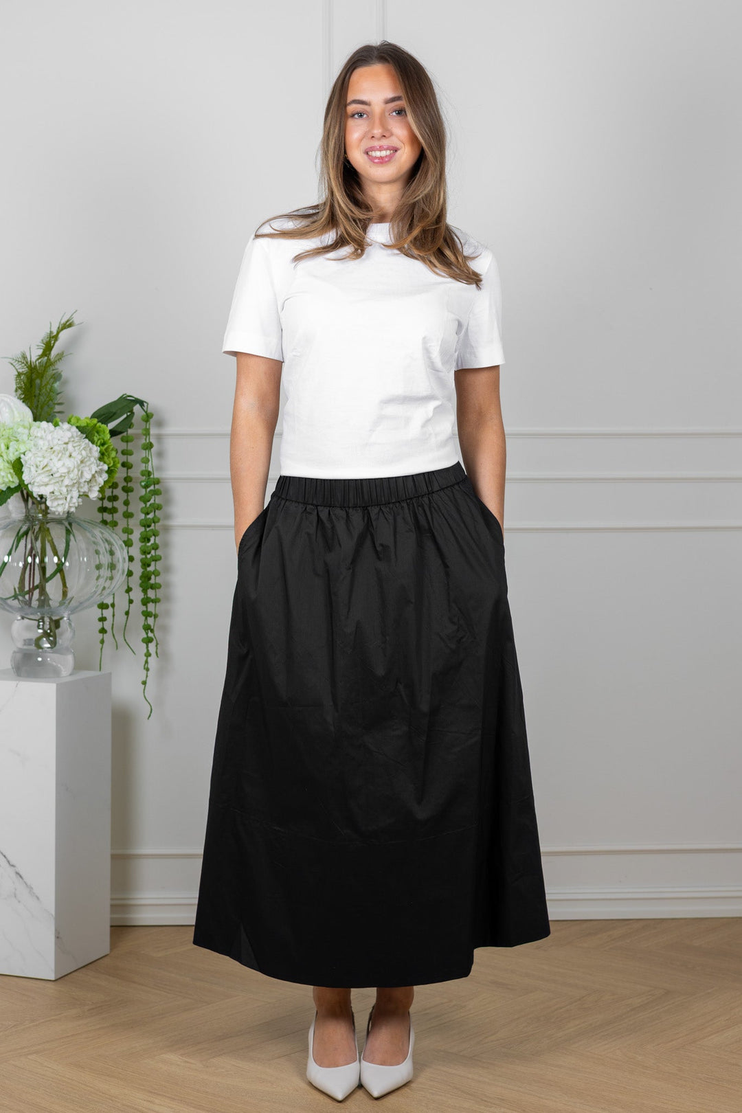 Yara Poplin Skirt Black | Skjørt | Smuk