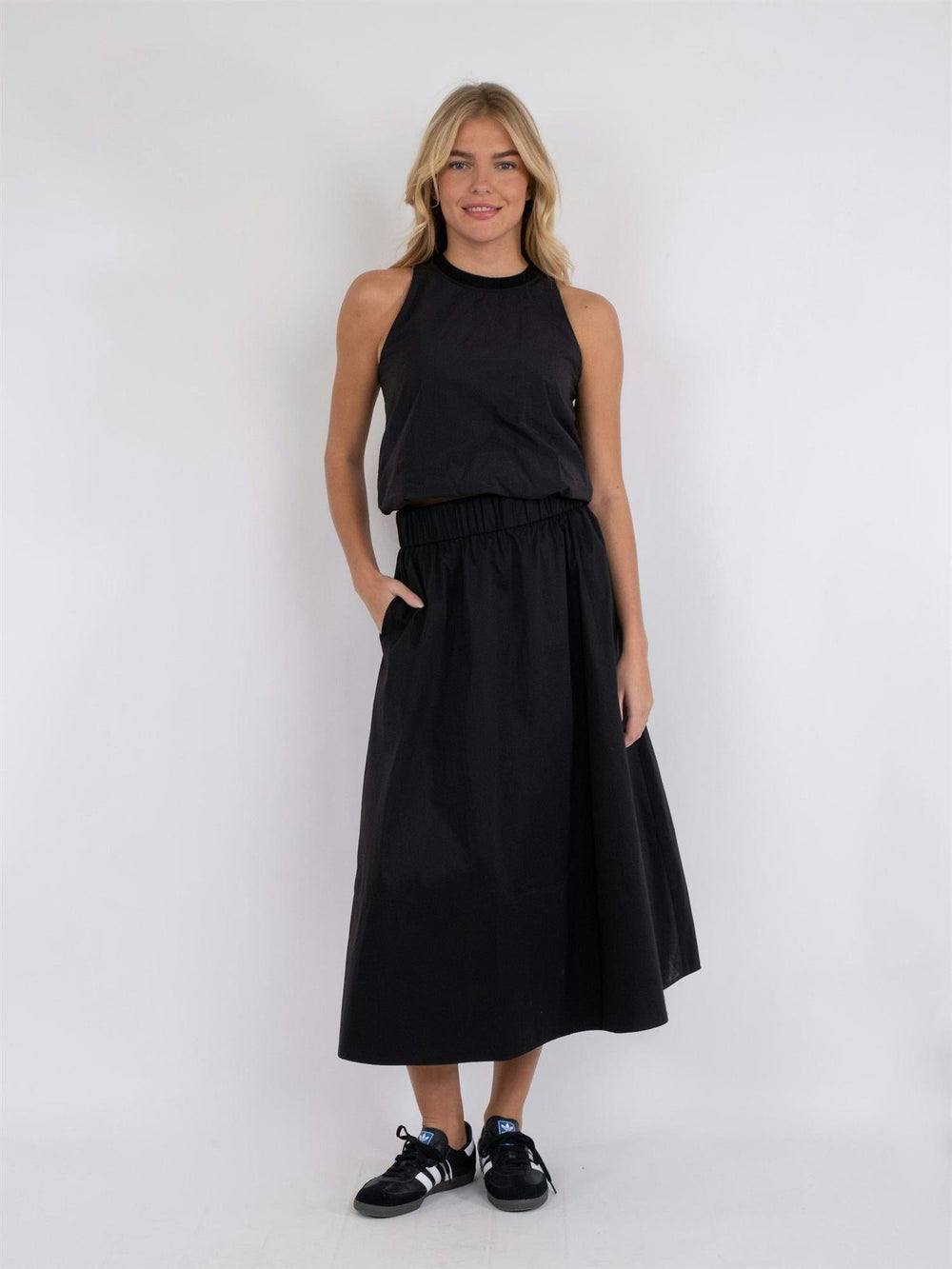 Yara Poplin Skirt Black | Skjørt | Smuk - Dameklær på nett
