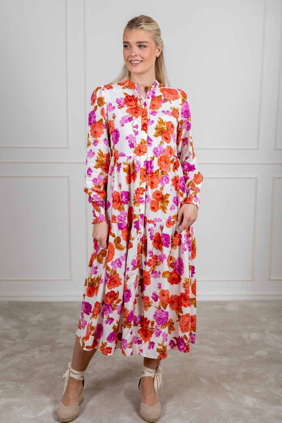 Yasasina Ls Long Shirt Dress Star White Emilie | Kjoler | Smuk - Dameklær på nett