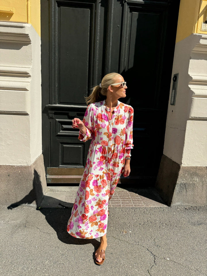 Yasasina Ls Long Shirt Dress Star White Emilie | Kjoler | Smuk - Dameklær på nett