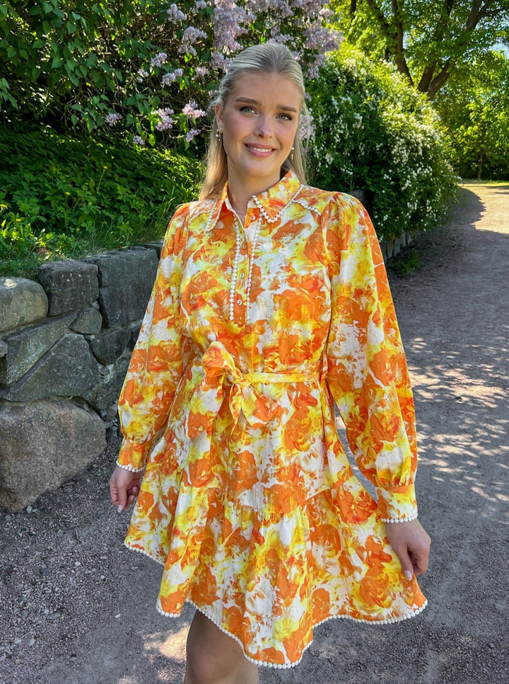 Yasrosalina Ls Dress Star White Rosalina Print | Kjoler | Smuk - Dameklær på nett
