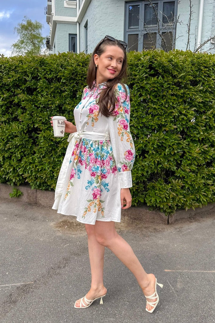 Yasrosie Ls Dress Birch Rosie Print | Kjoler | Smuk - Dameklær på nett
