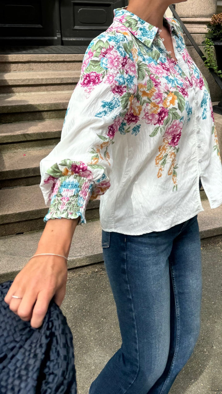 Yasrosie Ls Shirt Birch Rosie Print | Skjorter og bluser | Smuk - Dameklær på nett
