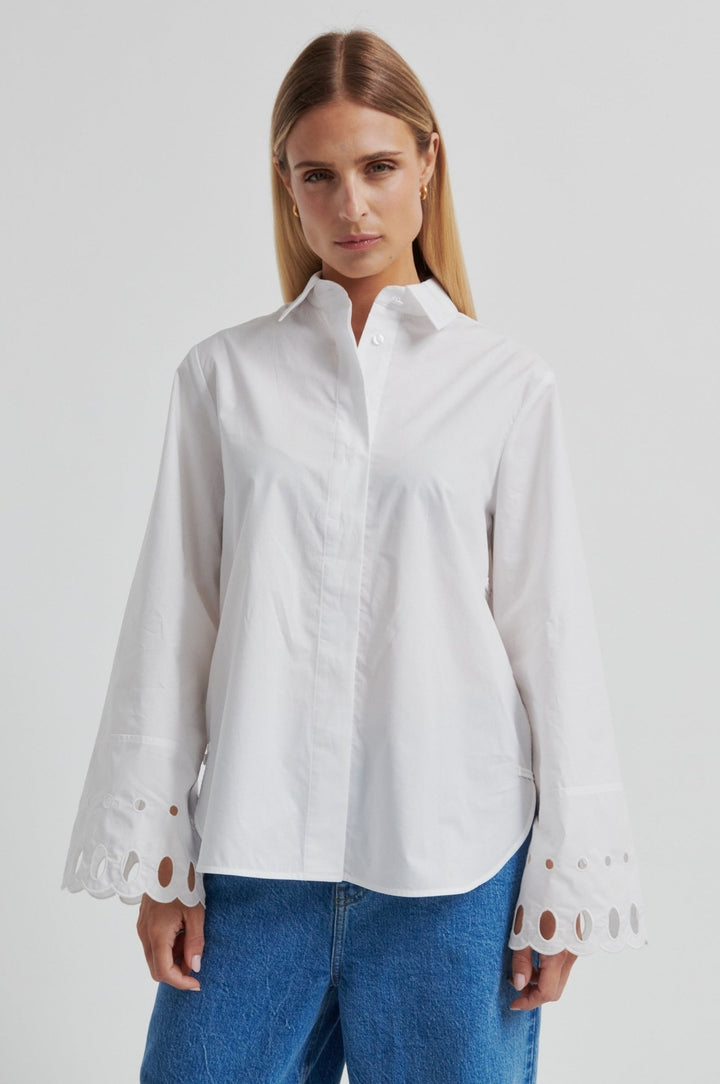 Yenifer Shirt White | Skjorter og bluser | Smuk