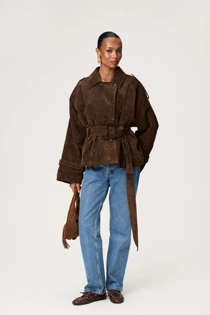 York Cropped Trench Coat Brown | Yttertøy | Smuk