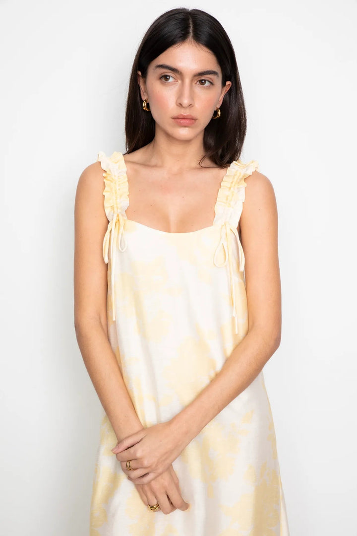 Zaha Dress Yellow Floral Print | Kjoler | Smuk